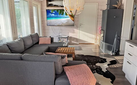 Willa Kiiruna: Meubilair, Flooring, Hout, Interieur Ontwerp, Verdieping, Bankstel, Woonkamer, Huis, Appartement