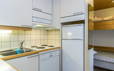 Lapintatti a: Verblijf, Huis, Huis, Garden Gebouwen, Siding, Blokhut, Boerderij, Landgoed, Schuur, Werf