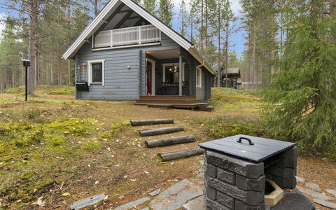 Pikku Pyhis: Hout, Verblijf, Huis, Huis, Deur, Hardwood, Garden Gebouwen, Beits, Blokhut, Plank