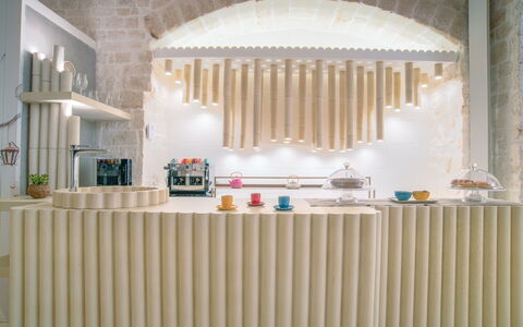 B&b Vico Bianco: Eigendom, Product, Hout, Interieur Ontwerp, Verdieping, Materiële Goederen, Decoratie, Hardwood, Gebouw, Rechthoek