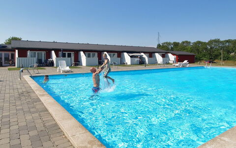 Erica - 6Km from the Sea: Meubilair, Interieur Ontwerp, Stoel, Flooring, Tafel, Toevlucht, Verdieping, Plafond, Kamer, Eco Hotel