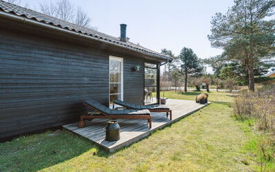 Peadda - 150M from the Sea