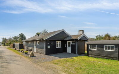 Peadda - 150M from the Sea