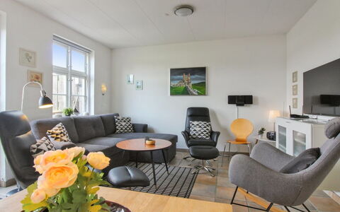 Karoline - 6Km from the Sea: Hout, Huis, Verblijf, Huis, Dak, Landelijk Gebied, Siding, Blokhut, Garden Gebouwen, Hardwood