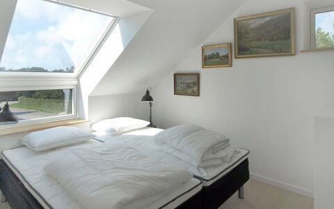 Benna - 120M from the Sea: Bed, Slaapkamer, Interieur Ontwerp, Meubilair, Bedding, Hout, Plafond, Laken, Verdieping, Flooring