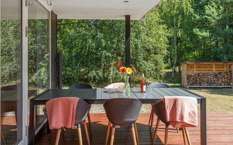 Gottfrieda - 300M from the Sea: Hout, Huis, Verblijf, Huis, Dak, Landelijk Gebied, Siding, Blokhut, Garden Gebouwen, Hardwood