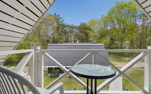 Lillesol - 400M from the Sea: Hout, Dak, Architectuur, Huis, Huis, Verblijf, Siding, Hardwood, Helling, Landgoed