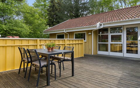 Ailen - 500M from the Sea: Hout, Huis, Verblijf, Huis, Dak, Landelijk Gebied, Siding, Blokhut, Garden Gebouwen, Hardwood