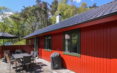 Jose - 300M from the Sea: Dak, Huis, Land Lot, Huis, Verblijf, Landgoed, Garden Gebouwen, Schaduw, Blokhut, Landscaping