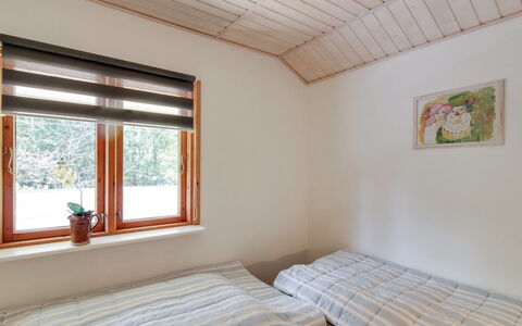 Elsamaria - 400M from the Sea: Interieur Ontwerp, Hout, Bed, Slaapkamer, Verdieping, Flooring, Plafond, Laken, Meubilair, Bedding