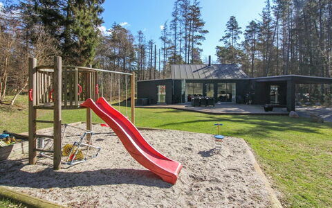 Elza - 800M from the Sea: Dak, Huis, Land Lot, Huis, Verblijf, Landgoed, Garden Gebouwen, Schaduw, Blokhut, Landscaping