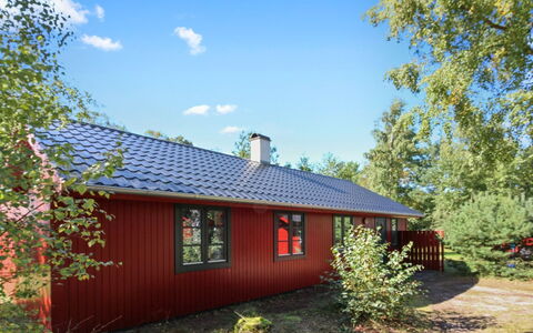 Patti - 150M from the Sea: Hout, Huis, Verblijf, Huis, Dak, Landelijk Gebied, Siding, Blokhut, Garden Gebouwen, Hardwood