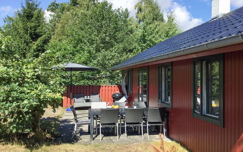 Patti - 150M from the Sea: Hout, Huis, Verblijf, Huis, Dak, Landelijk Gebied, Siding, Blokhut, Garden Gebouwen, Hardwood