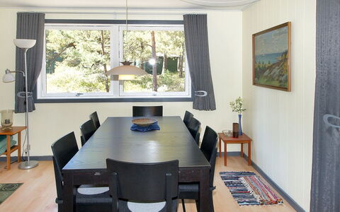 Apelone - 300M from the Sea: Hout, Huis, Verblijf, Huis, Dak, Landelijk Gebied, Siding, Blokhut, Garden Gebouwen, Hardwood