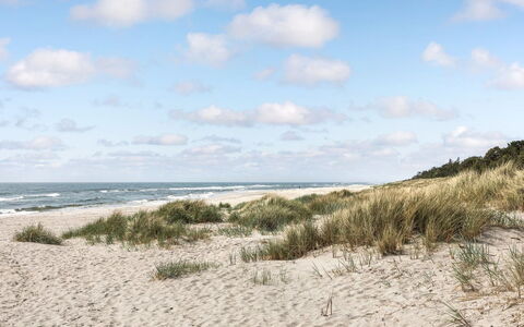 Tume - 200M from the Sea: Lucht, Blauw, Natuurlijke Omgeving, Strand, Kust, Horizon, Wolk, Kust En Oceanic Landvormen, Zee, Kust