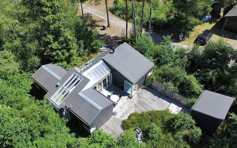 Muriel - 150M from the Sea: Hout, Huis, Verblijf, Huis, Dak, Landelijk Gebied, Siding, Blokhut, Garden Gebouwen, Hardwood