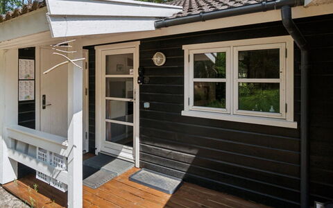 Signe - 850M from the Sea: Hout, Huis, Verblijf, Huis, Dak, Landelijk Gebied, Siding, Blokhut, Garden Gebouwen, Hardwood