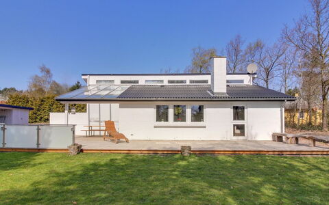 Antigona - 250M from the Sea: Hout, Huis, Verblijf, Huis, Dak, Landelijk Gebied, Siding, Blokhut, Garden Gebouwen, Hardwood