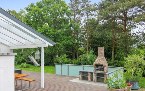 Antigona - 250M from the Sea: Hout, Huis, Verblijf, Huis, Dak, Landelijk Gebied, Siding, Blokhut, Garden Gebouwen, Hardwood