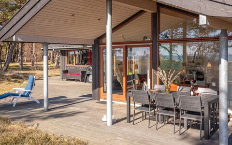 Unto - 25M from the Sea: Hout, Huis, Verblijf, Huis, Dak, Landelijk Gebied, Siding, Blokhut, Garden Gebouwen, Hardwood
