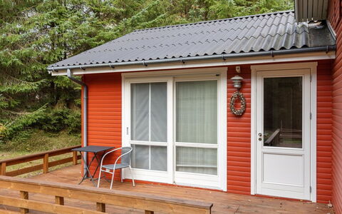 Jaarne - 800M from the Sea: Hout, Huis, Verblijf, Huis, Dak, Landelijk Gebied, Siding, Blokhut, Garden Gebouwen, Hardwood