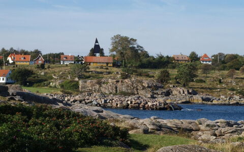 Skoge - 500M from the Sea: Gras, Struik, Huis, Tuin, Huis, Verblijf, Land Lot, Gazon, Groundcover