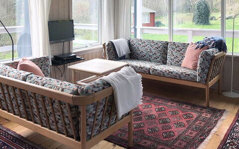 Hannele - 200M from the Sea: Dak, Huis, Land Lot, Huis, Verblijf, Landgoed, Garden Gebouwen, Schaduw, Blokhut, Landscaping