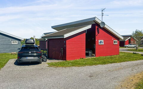 Carlie - 2.8Km from the Sea: Hout, Huis, Verblijf, Huis, Dak, Landelijk Gebied, Siding, Blokhut, Garden Gebouwen, Hardwood