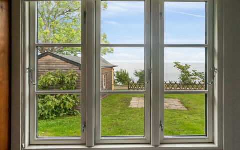 Alfred - 25M from the Sea: Huis, Verblijf, Veranda, Siding, Boerderij, Outdoor Structuur
