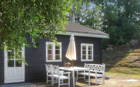 Kristine - 4Km from the Sea: Hout, Huis, Verblijf, Huis, Dak, Landelijk Gebied, Siding, Blokhut, Garden Gebouwen, Hardwood