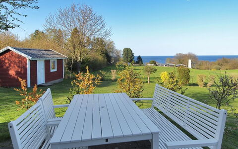Spurgh - 250M from the Sea: Hout, Huis, Verblijf, Huis, Dak, Landelijk Gebied, Siding, Blokhut, Garden Gebouwen, Hardwood