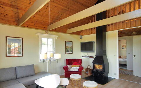 Spurgh - 250M from the Sea: Hout, Huis, Verblijf, Huis, Dak, Landelijk Gebied, Siding, Blokhut, Garden Gebouwen, Hardwood