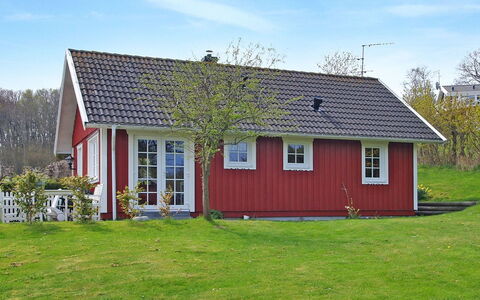 Spurgh - 250M from the Sea: Hout, Huis, Verblijf, Huis, Dak, Landelijk Gebied, Siding, Blokhut, Garden Gebouwen, Hardwood