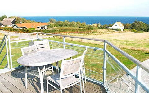 Hertha - 500M from the Sea: Hout, Huis, Verblijf, Huis, Dak, Landelijk Gebied, Siding, Blokhut, Garden Gebouwen, Hardwood