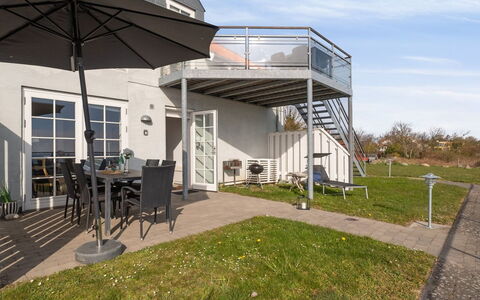 Seba - 500M from the Sea: Hout, Huis, Verblijf, Huis, Dak, Landelijk Gebied, Siding, Blokhut, Garden Gebouwen, Hardwood