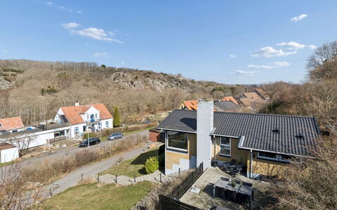 Takenya - 400M from the Sea: Zwembad, Buitenmeubels, Meubilair, Toevlucht, Flagstone, Eco Hotel, Schaduw, Stoel, Vrije Tijd, Landgoed