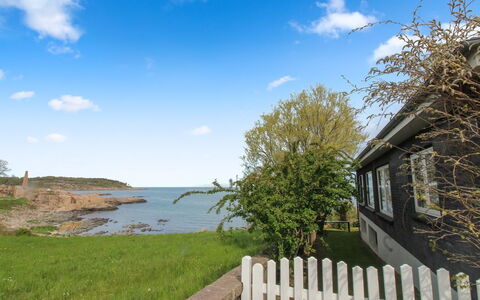 Ullamaj - 30M from the Sea: Hout, Huis, Verblijf, Huis, Dak, Landelijk Gebied, Siding, Blokhut, Garden Gebouwen, Hardwood