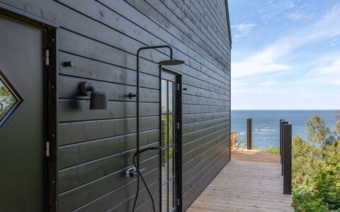 Thormoth - 200M from the Sea: Meubilair, Interieur Ontwerp, Stoel, Flooring, Tafel, Toevlucht, Verdieping, Plafond, Kamer, Eco Hotel