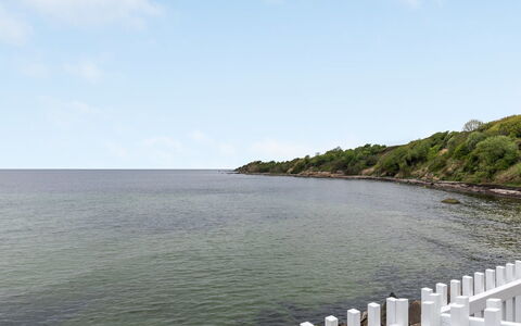 Otis - 10M from the Sea: Blauw, Water, Watervoorraden, Zwemwater, Horizon, Waterweg, Kust En Oceanic Landvormen, Zee, Kust