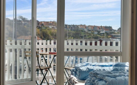 Fridhild - 10M from the Sea: Hout, Huis, Verblijf, Huis, Dak, Landelijk Gebied, Siding, Blokhut, Garden Gebouwen, Hardwood