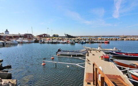 Allette - 10M from the Sea: Hout, Huis, Verblijf, Huis, Dak, Landelijk Gebied, Siding, Blokhut, Garden Gebouwen, Hardwood