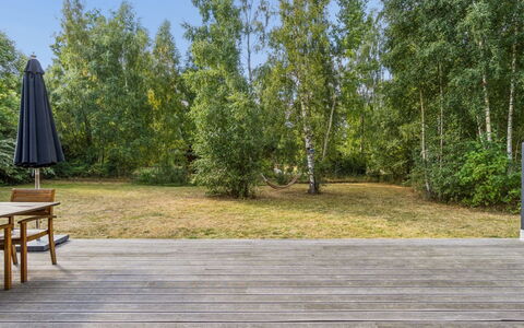Ellin - 800M from the Sea: Hout, Dak, Architectuur, Huis, Huis, Verblijf, Siding, Hardwood, Helling, Landgoed