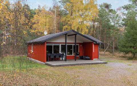 Gerty - 300M from the Sea: Dak, Huis, Huis, Verblijf, Siding, Landgoed, Oprit, Garden Gebouwen, Werf, Schuur