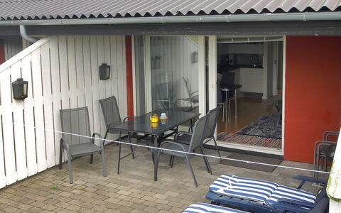 Magnus - 6Km from the Sea: Woongebied, Dak, Voorstad, Oprit, Landgoed, Schoorsteen