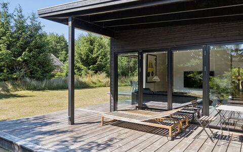 Gonne - 350M from the Sea: Hout, Huis, Verblijf, Huis, Dak, Landelijk Gebied, Siding, Blokhut, Garden Gebouwen, Hardwood