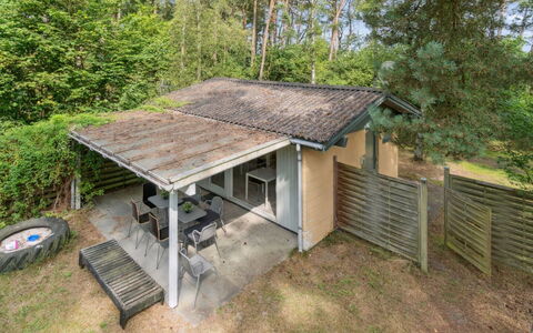 Unker - 800M from the Sea: Hout, Huis, Verblijf, Huis, Dak, Landelijk Gebied, Siding, Blokhut, Garden Gebouwen, Hardwood