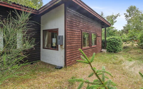 Farina - 150M from the Sea: Hout, Huis, Verblijf, Huis, Dak, Landelijk Gebied, Siding, Blokhut, Garden Gebouwen, Hardwood