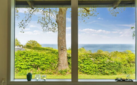 Esben - 350M from the Sea: Hout, Huis, Verblijf, Huis, Dak, Landelijk Gebied, Siding, Blokhut, Garden Gebouwen, Hardwood