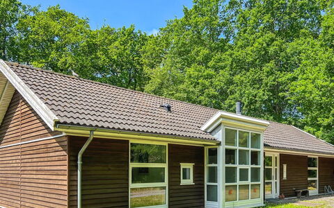 Axel - 1.2Km from the Sea: Hout, Huis, Verblijf, Huis, Dak, Landelijk Gebied, Siding, Blokhut, Garden Gebouwen, Hardwood