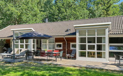 Axel - 1.2Km from the Sea: Hout, Huis, Verblijf, Huis, Dak, Landelijk Gebied, Siding, Blokhut, Garden Gebouwen, Hardwood